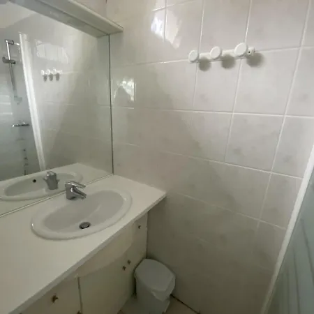 T2 En Centre-ville De Avec Wi-fi, Proche Thermes Et Commerces - Fr-1-541-72 * לה רוש-פוזה